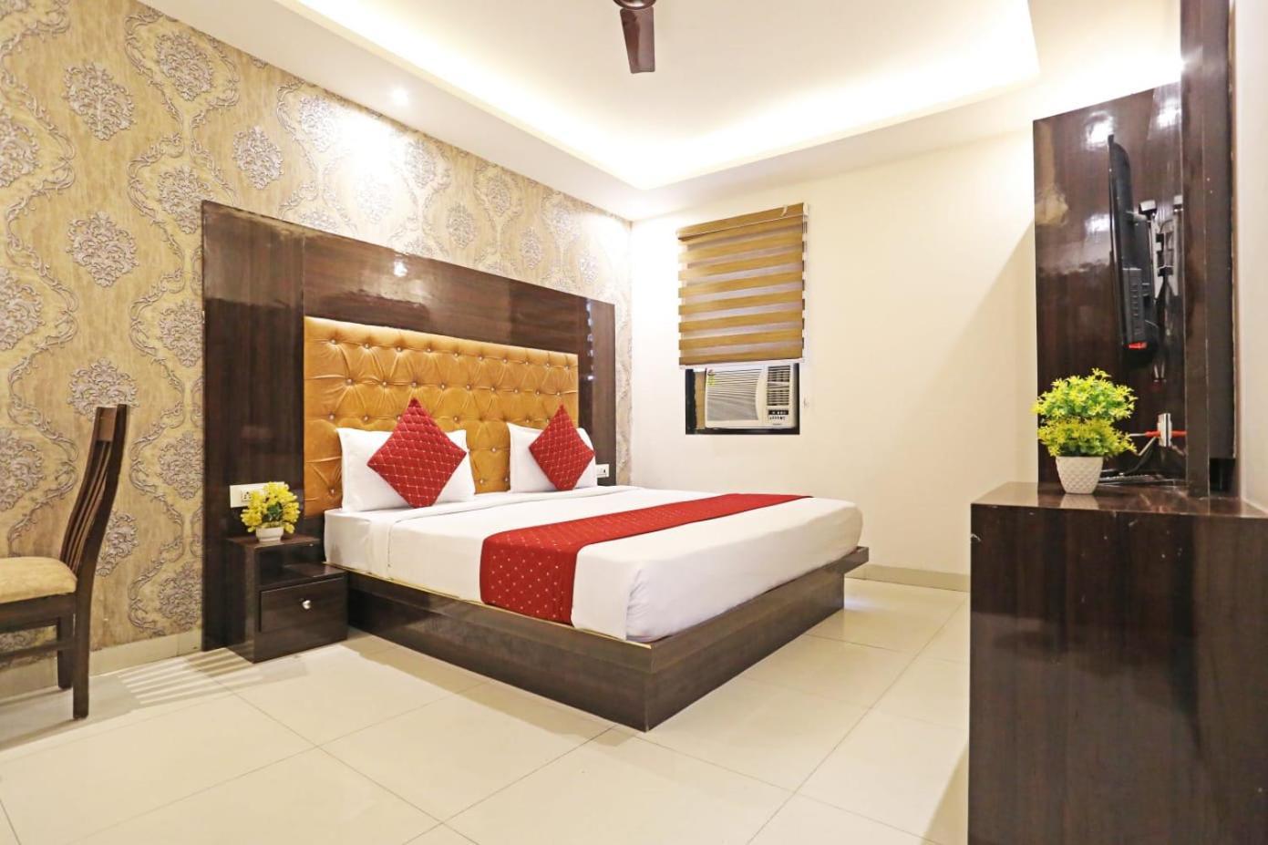 Hotel Vijaydeep Place Near Delhi Airport Nueva Delhi Exterior foto