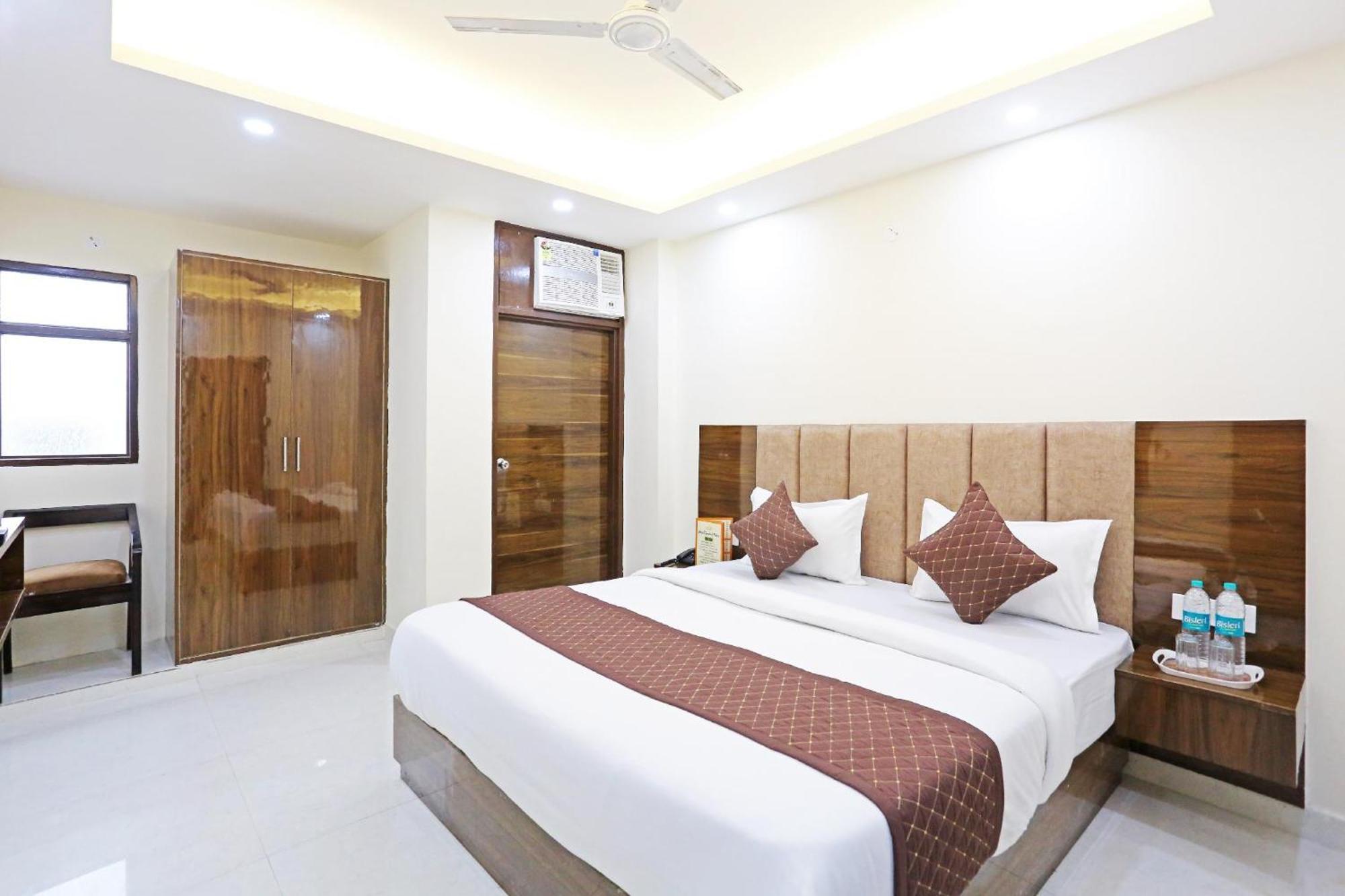 Hotel Vijaydeep Place Near Delhi Airport Nueva Delhi Exterior foto
