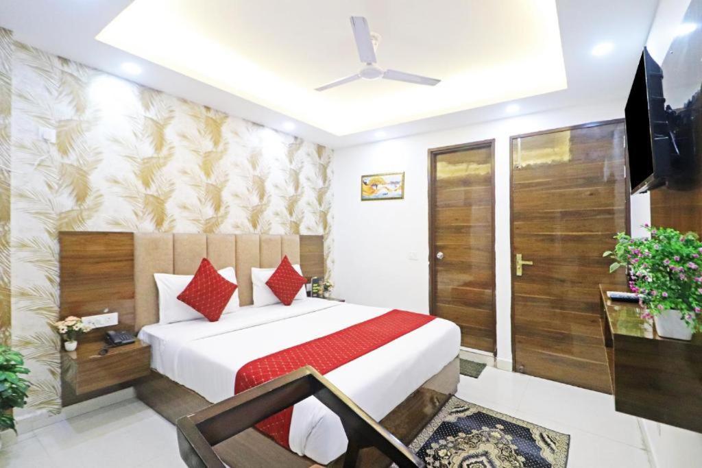 Hotel Vijaydeep Place Near Delhi Airport Nueva Delhi Exterior foto